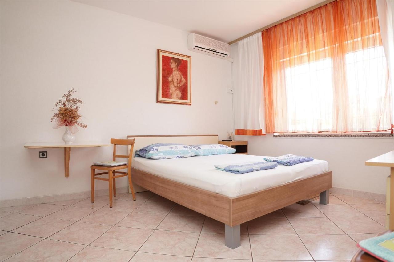 Apartments Mare Trogir Extérieur photo