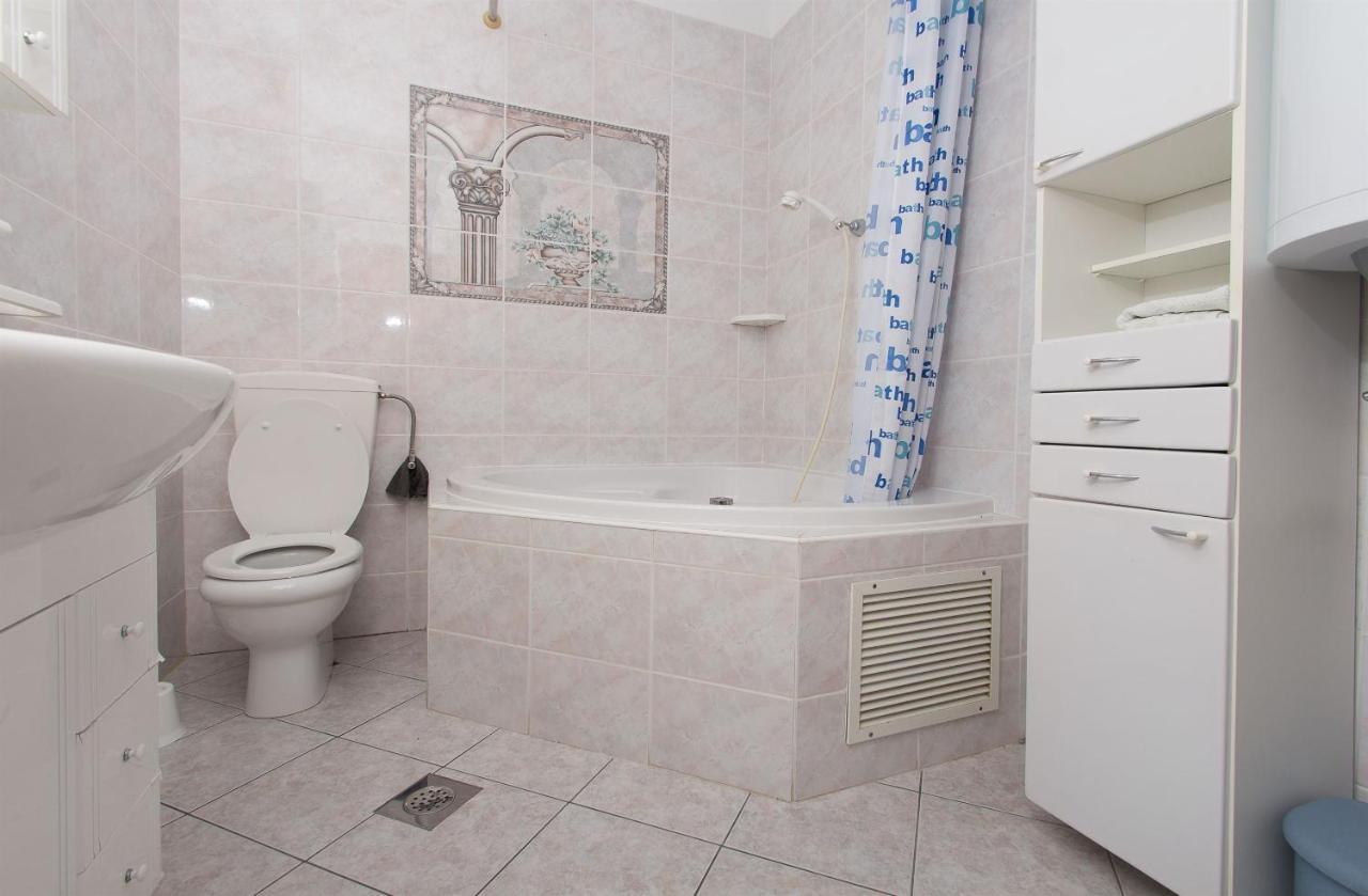 Apartments Mare Trogir Extérieur photo